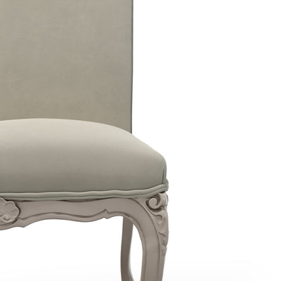 Brienne Chaise haute patine Trianon Velours couleur beige Pierre vue zoomée